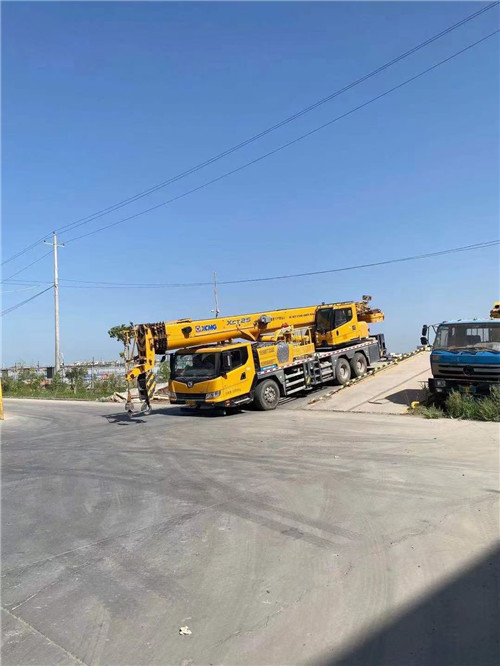 黄梅县吊车作业时，可能会产生哪些额外收费项目？